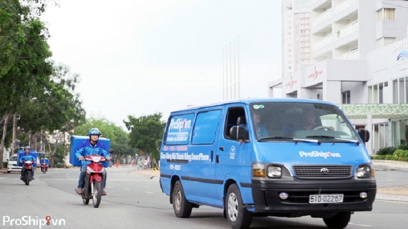 Dịch vụ vận chuyển hàng bằng xe tải về Hà Nội