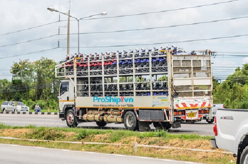 Nhận vận chuyển gửi xe máy từ Hà Nội đi vào Đà Nẵng