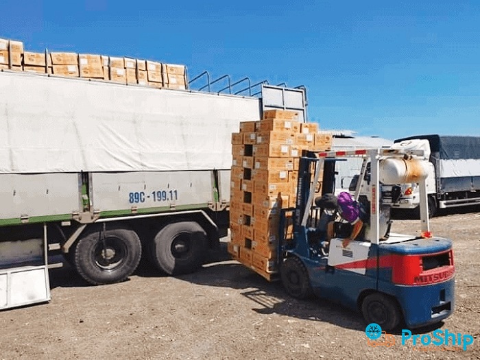 Dịch vụ gửi hàng từ Huế vào Sài Gòn tiện lợi trong mùa Covid-19
