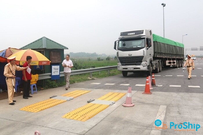Trọng tải của xe là gì? Phân biệt giữa tải trọng và trọng tải